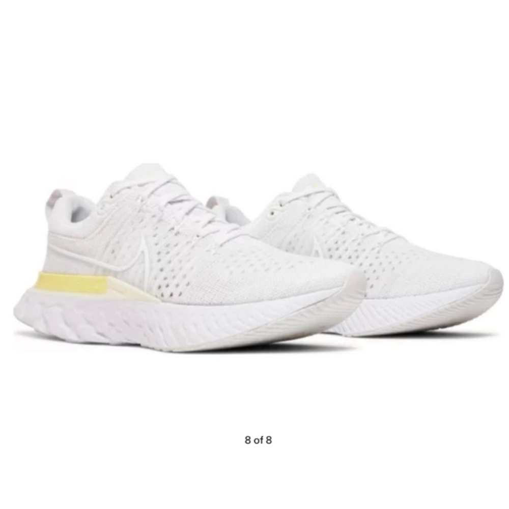Nike React Infinity Run Flyknit 2 White Women's
Running Shoes Size 6